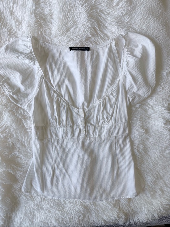 Brandy Melville Tops - Brandy Melville White Puff Sleeve Scoop Neck Peasant Top